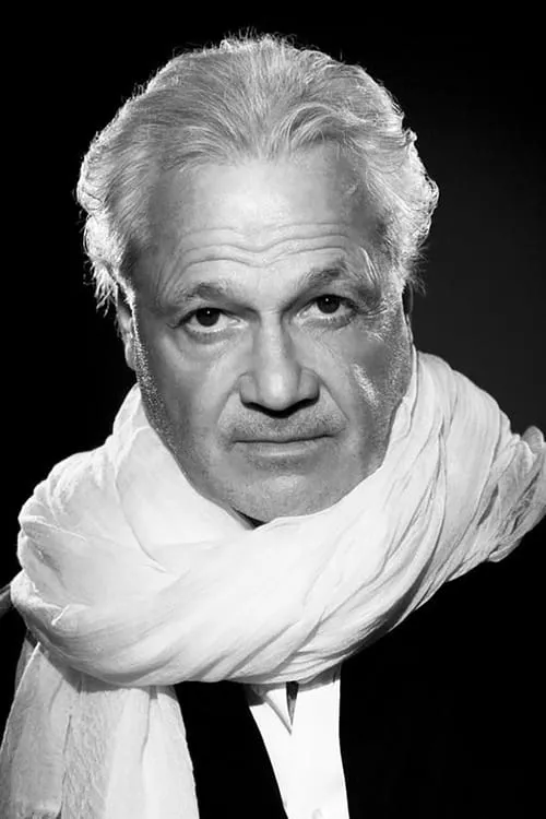 Franck Cabot-David interpretando a Marius