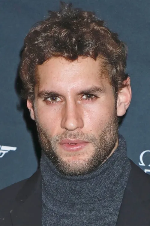 Franco Noriega — personaje: Self - Host