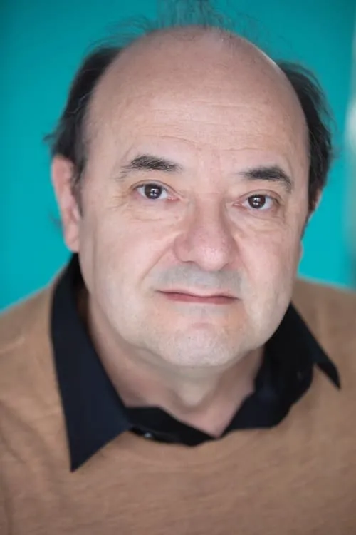 François Legrand interpretando a Virgil St-James