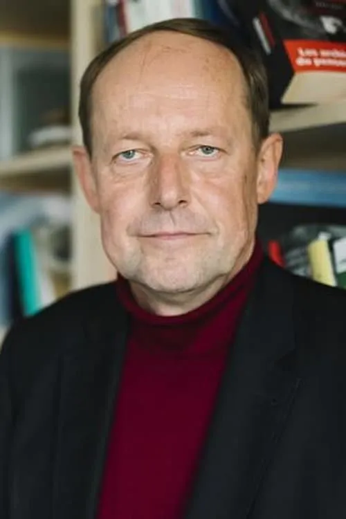 Adam Tooze ha trabajado con Frank Bajohr en 1 ocasiones