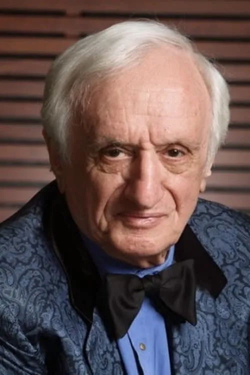 Violet Dunn ha trabajado con Frank Corsaro en 1 ocasiones