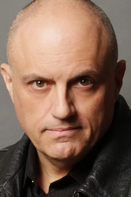 Frank Lopardo interpretando a tenor