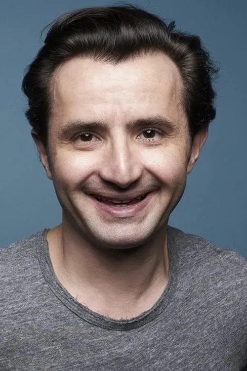 Valentin Charles ha trabajado con Frank Molinaro en 1 ocasiones