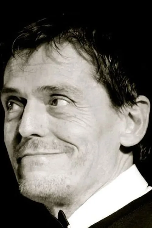 Freak Antoni interpretando a Avventore gay