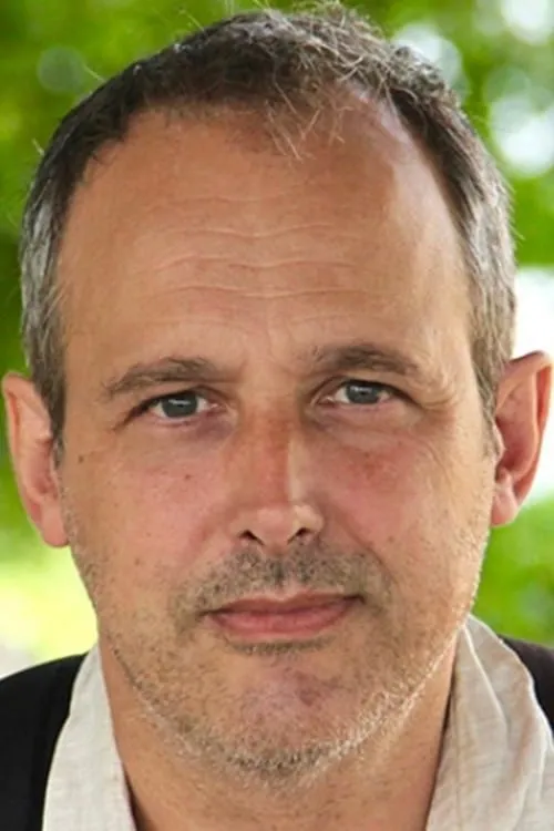 Georgianna Robertson ha trabajado con Frédéric Constant en 1 ocasiones