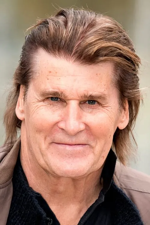 Frederik en su biografía y filmografía