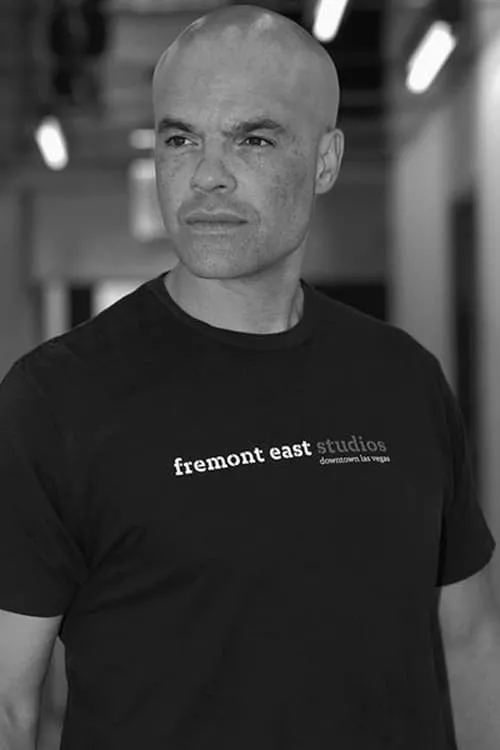 Nick Faltas ha trabajado con Freeman White en 1 ocasiones