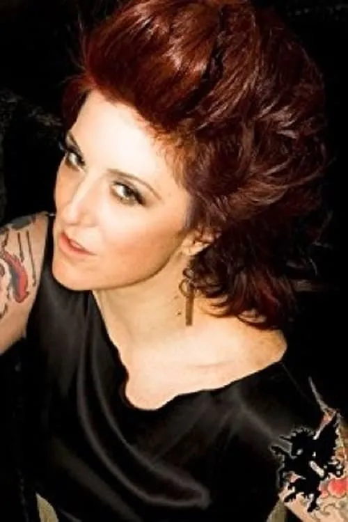 Pepper ha trabajado con Friday Jones en 1 ocasiones