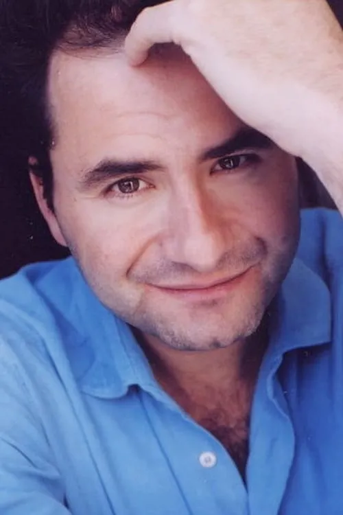 Fritz Michel interpretando a Cliff