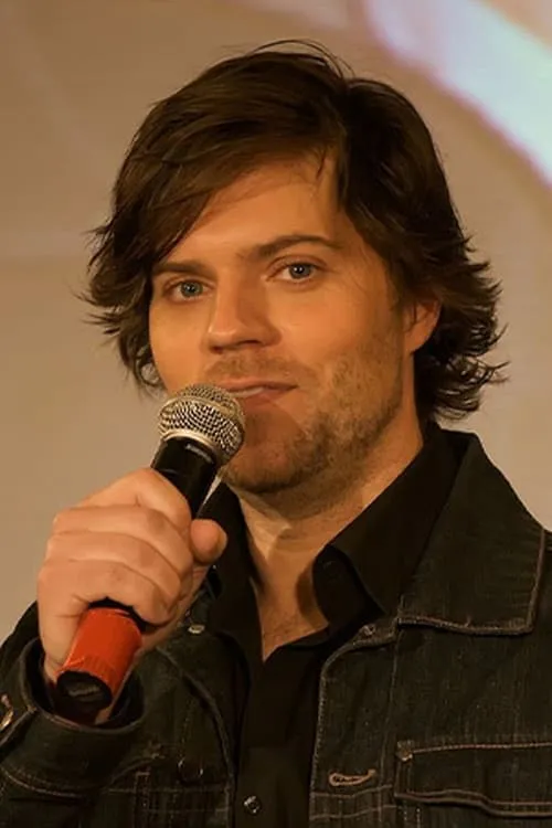 G. Patrick Currie interpretando a David Staller