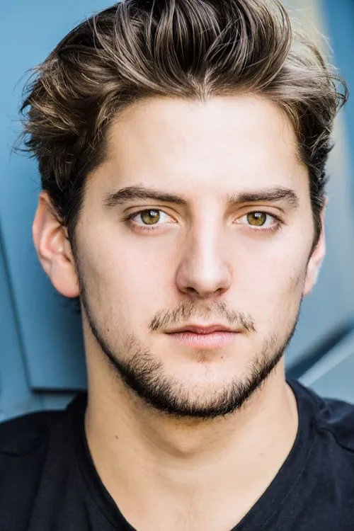 Gabriel Lemire interpretando a 