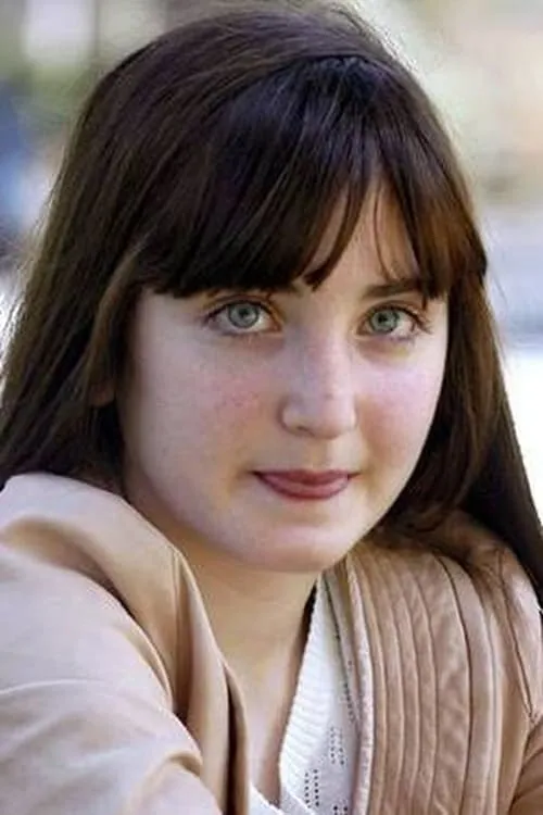 Elizabeth Kinnear ha trabajado con Gabriela Belisario en 1 ocasiones