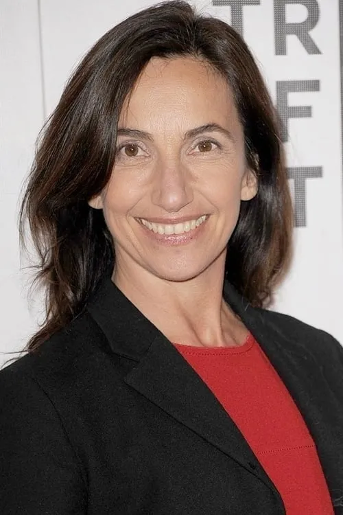 Gaby Dellal en su biografía y filmografía