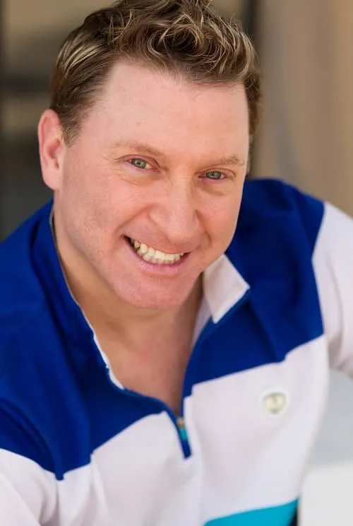 Joe Guarneri ha trabajado con Gage Maverik en 1 ocasiones