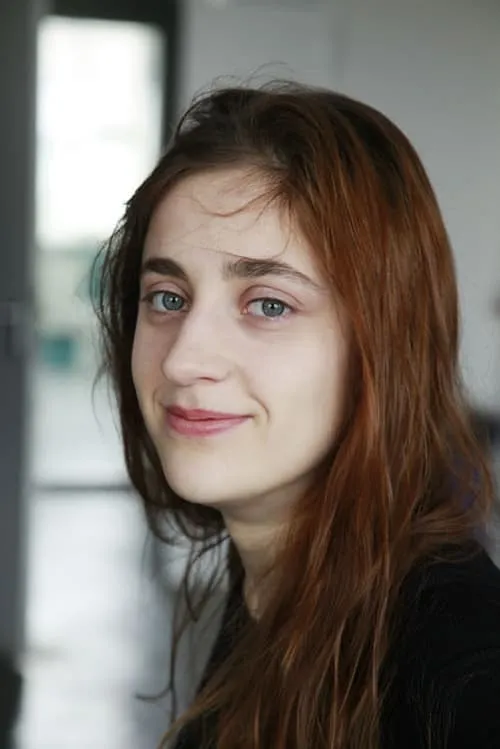 Juliane Behneke ha trabajado con Gala Othero Winter en 1 ocasiones