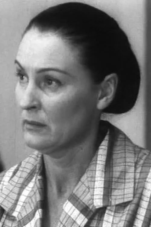 Galina Andreeva interpretando a Yekaterina Aleksandrovna