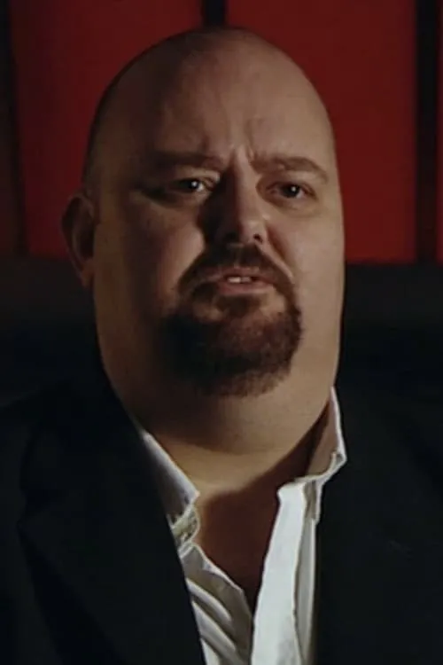 Gary Gillatt ha trabajado con Gareth Roberts en 1 ocasiones