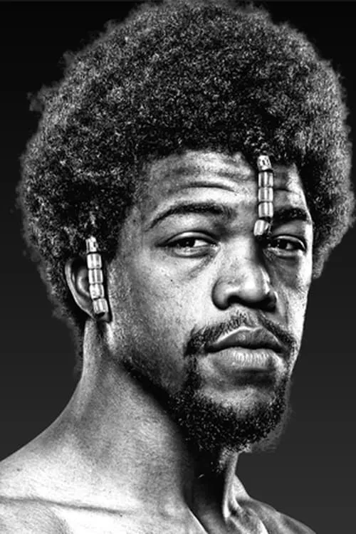 José Benavidez Jr. ha trabajado con Gary Antuanne Russell en 2 ocasiones