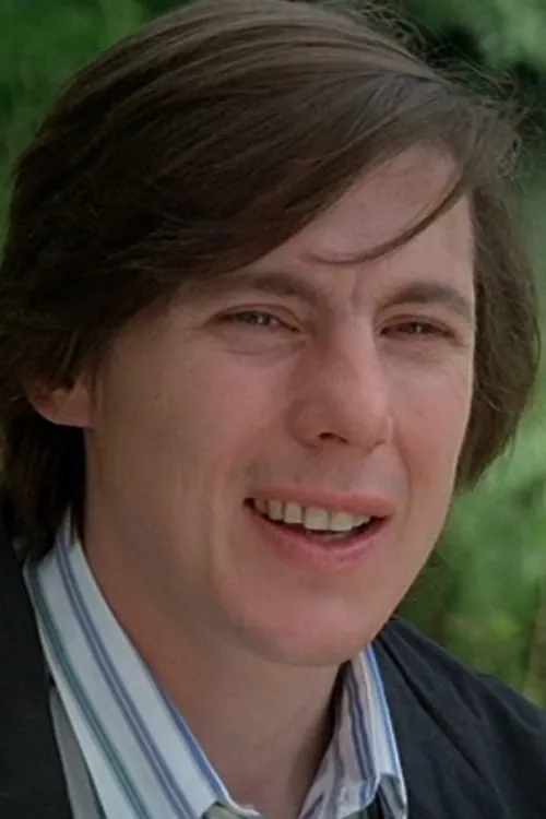 Gary McCleery interpretando a Owen Hitchins