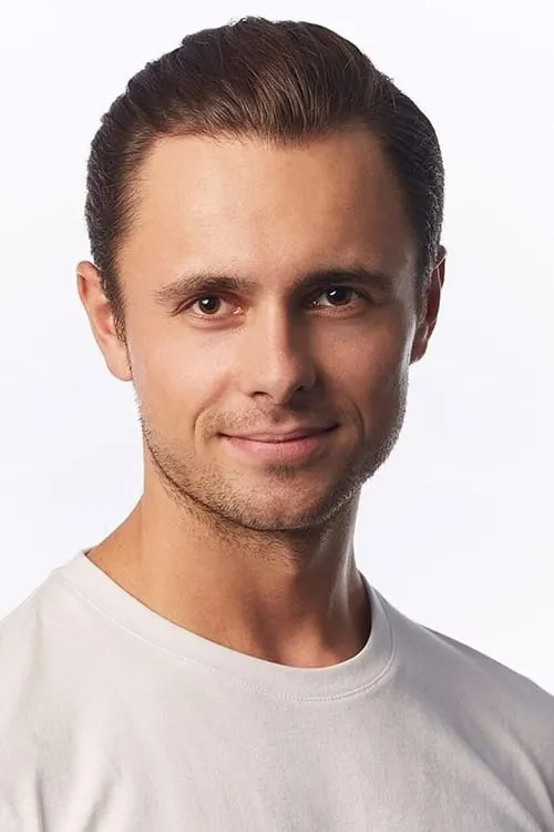 Minju Kang ha trabajado con Gavin McCaig en 1 ocasiones