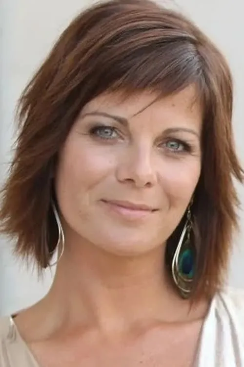 Geena Lisa — personaje: Self