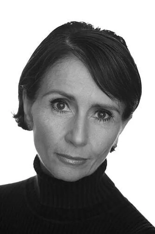 Genesia Rosato interpretando a Carabosse