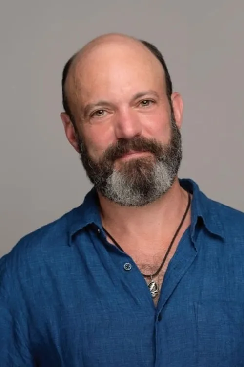 Tina Benko ha trabajado con Geoffrey Cantor en 2 ocasiones