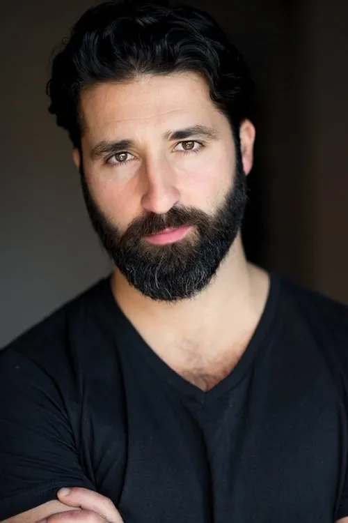 Kirsty Lee Allan ha trabajado con George Houvardas en 1 ocasiones