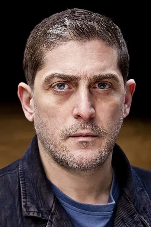 Patrick Newall ha trabajado con George Lasha en 1 ocasiones