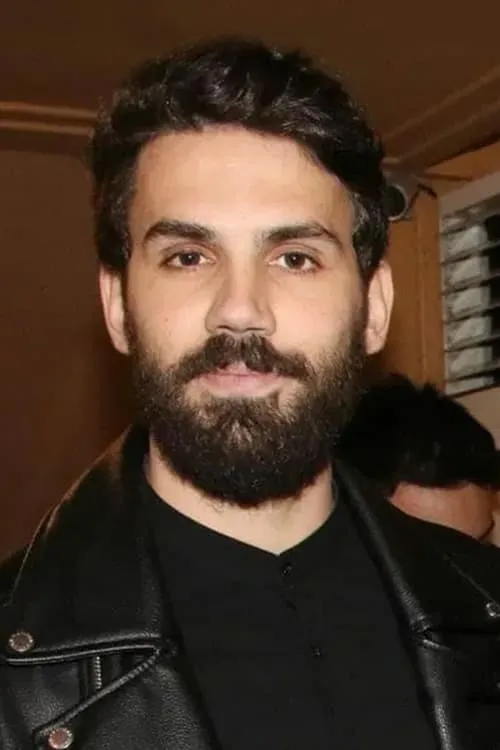 ????t???a ???s? ha trabajado con George Lentzas en 1 ocasiones