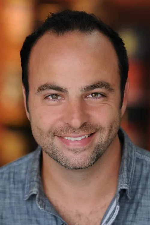 Ariel Flores ha trabajado con George Psarras en 1 ocasiones