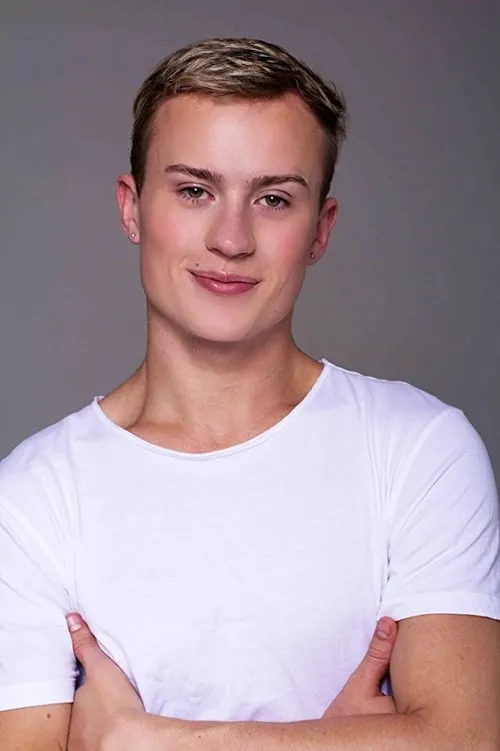 George Todd McLachlan interpretando a Max