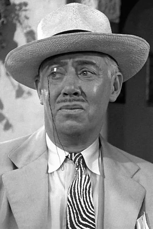 Gerald Oliver Smith interpretando a Chadwick