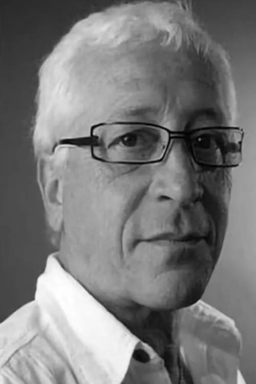 Gérard Surugue interpretando a Bugs Bunny (voice)