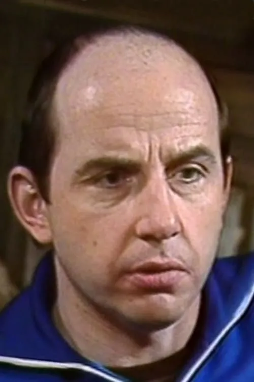 Gert Grasse interpretando a Regimentschirurg