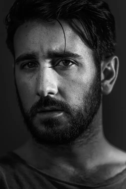 Lita Llewellyn ha trabajado con Gharrett Patrick Paon en 1 ocasiones