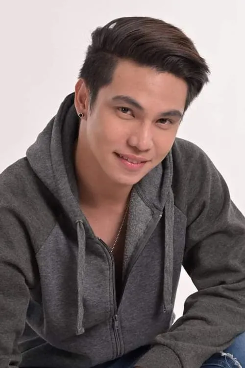 Junie Cojuangco ha trabajado con Gian Garcia en 1 ocasiones