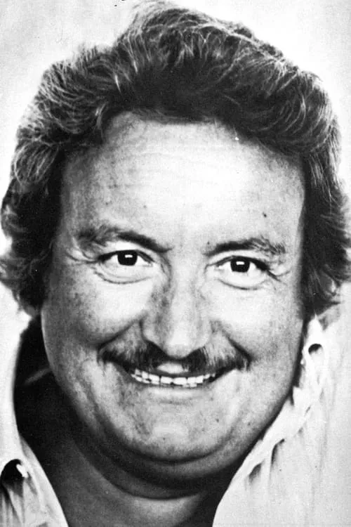 Giancarlo Badessi interpretando a Ignacio