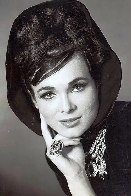 Gila Golan interpretando a Gila