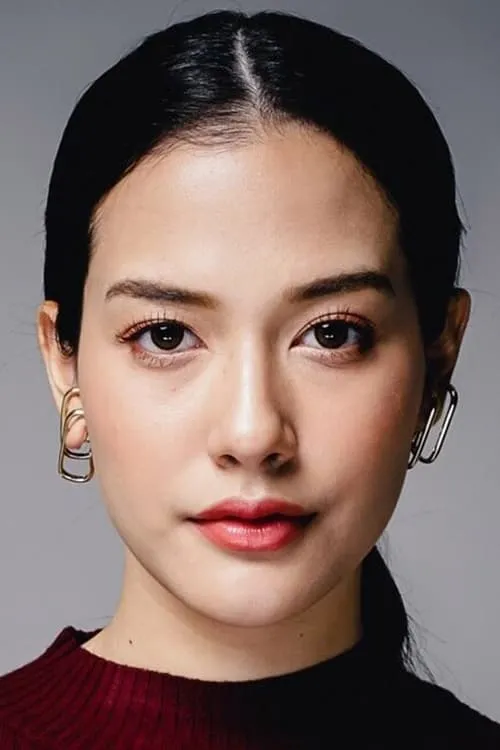 Tymberlee Hill ha trabajado con Gina Yeena Salas en 1 ocasiones