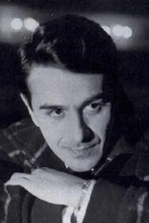 Enzo Loglisci ha trabajado con Giorgio De Lullo en 1 ocasiones