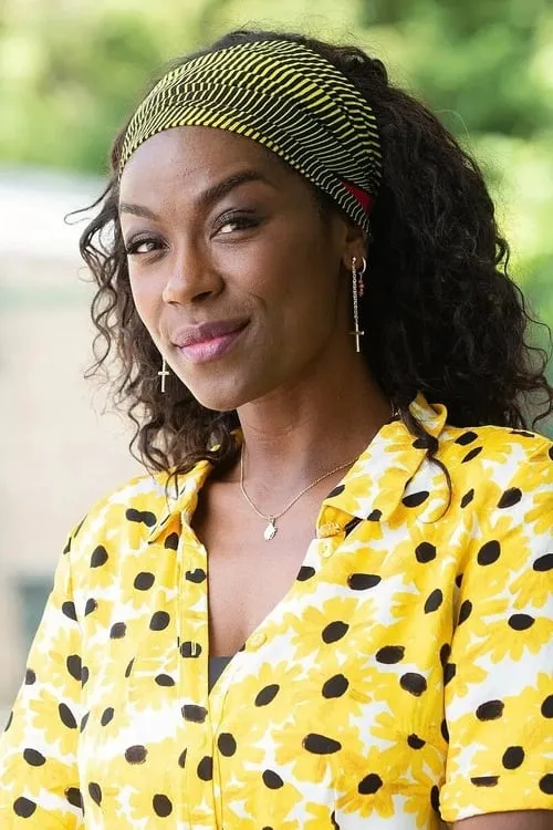 Giovanca Ostiana — personaje: Self - Host