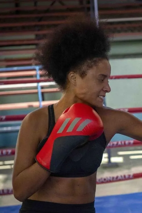 Mélusine Delferière ha trabajado con Gisell Bello García en 1 ocasiones