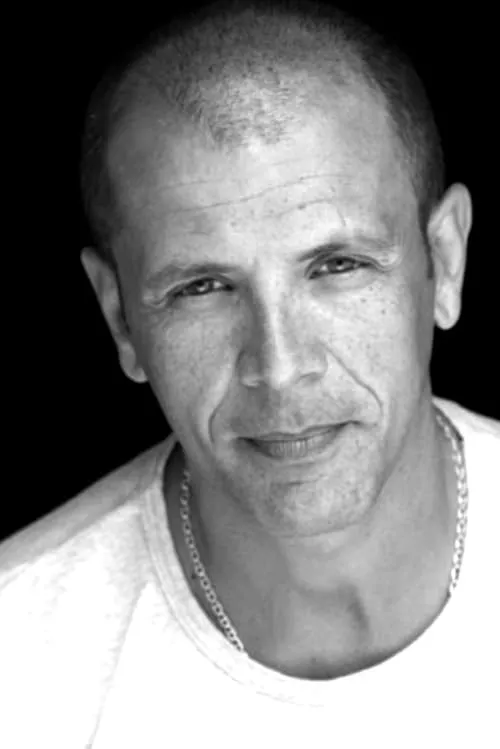 Giuseppe Mauro Cruciano interpretando a