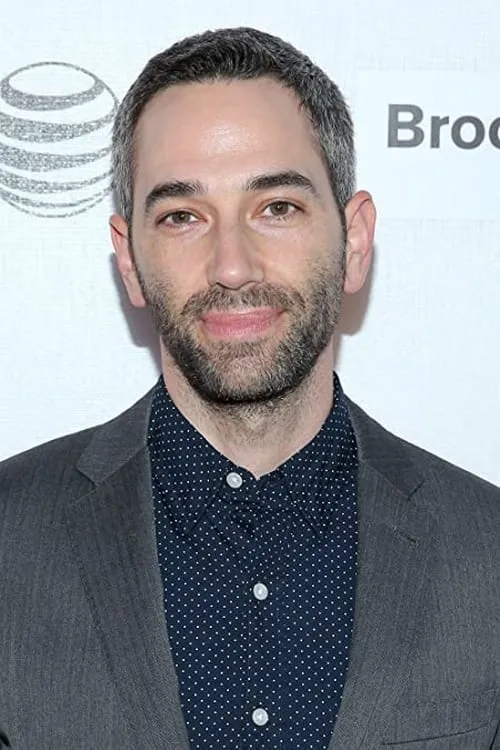 Helena Barrett ha trabajado con Glen Zipper en 1 ocasiones