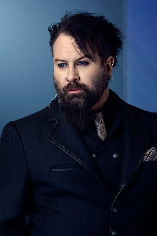 Glenn Hetrick — personaje: Self - Judge