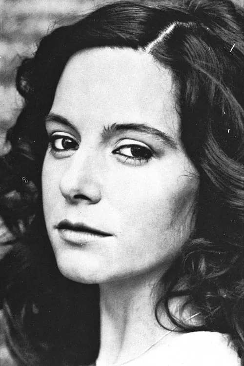 Gloria Serbo interpretando a