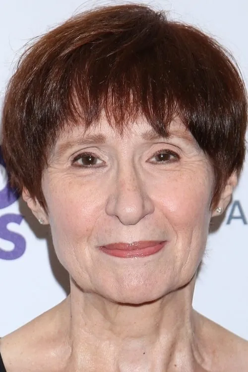 Michael Tolaydo ha trabajado con Glynis Bell en 1 ocasiones