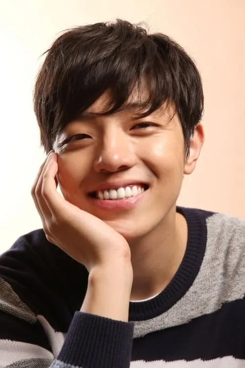 Go Hyeon — personaje: Go Yeong Je