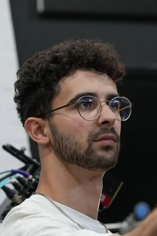 Abiodun David Banjo ha trabajado con Gon Almeida en 1 ocasiones